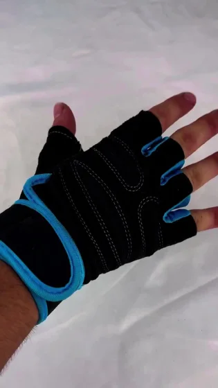 Foto 2 de Luva Academia Musculação Esporte Neoprene Treino…